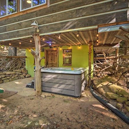 The Treehouse Cabin Creekside Home With Hot Tub! Summerville 외부 사진