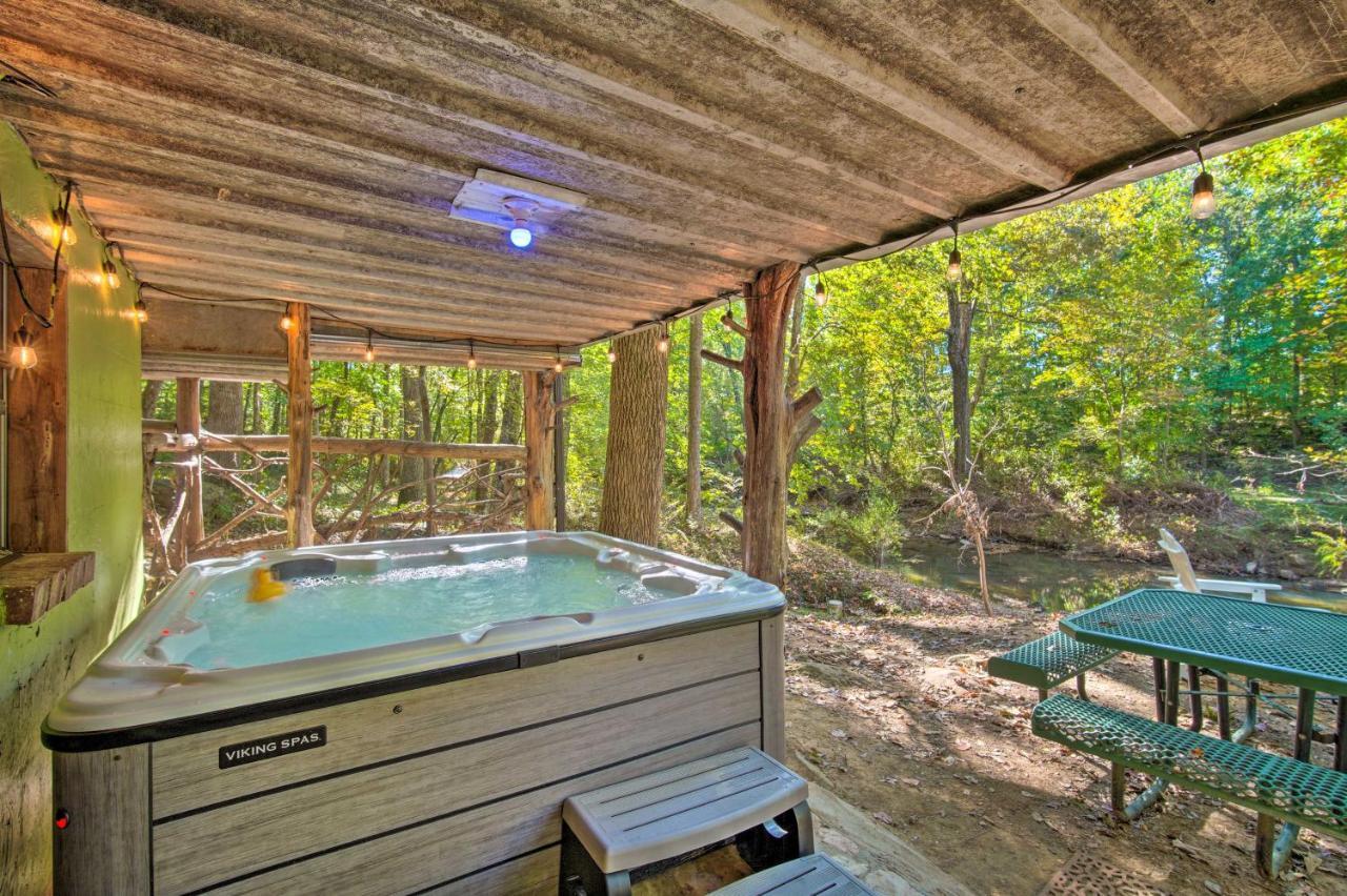 The Treehouse Cabin Creekside Home With Hot Tub! Summerville 외부 사진