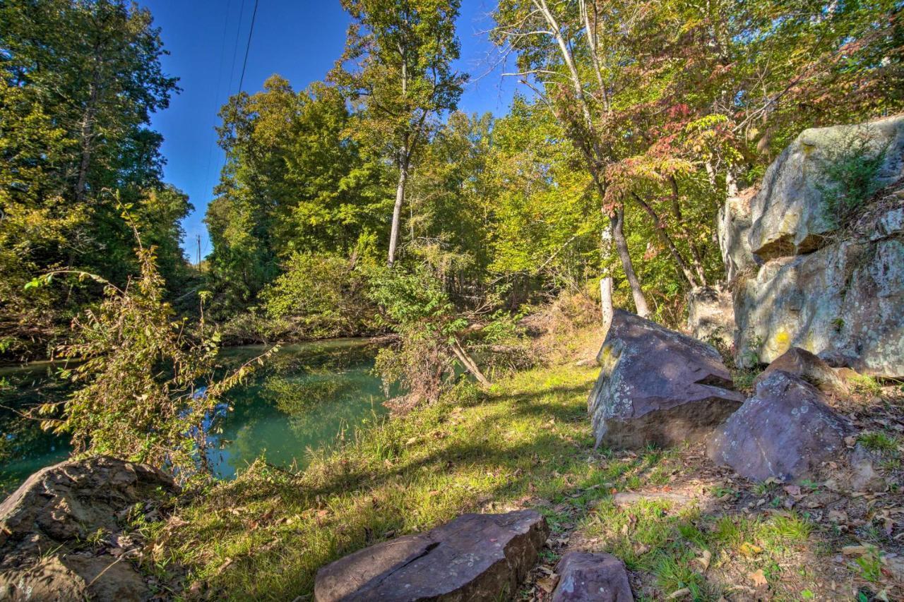 The Treehouse Cabin Creekside Home With Hot Tub! Summerville 외부 사진