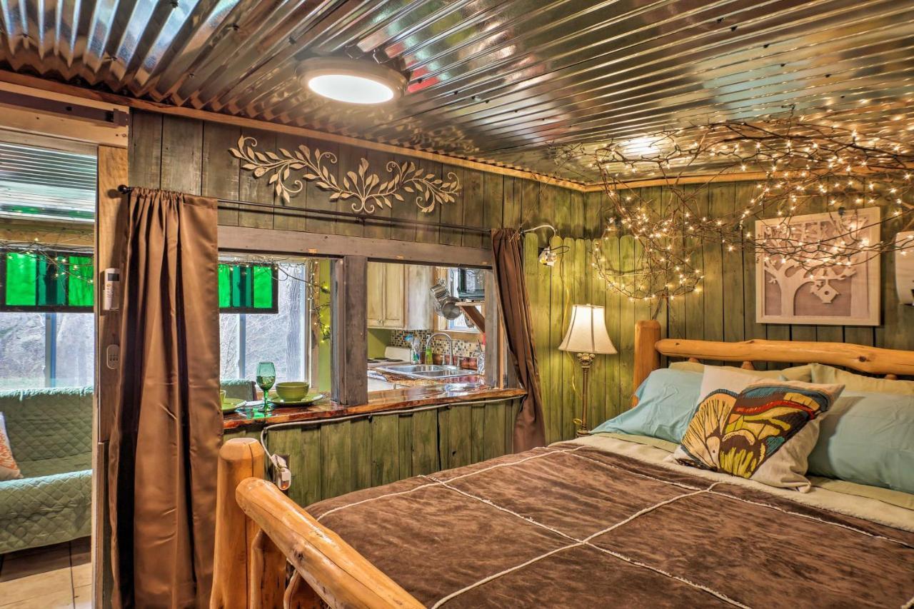 The Treehouse Cabin Creekside Home With Hot Tub! Summerville 외부 사진